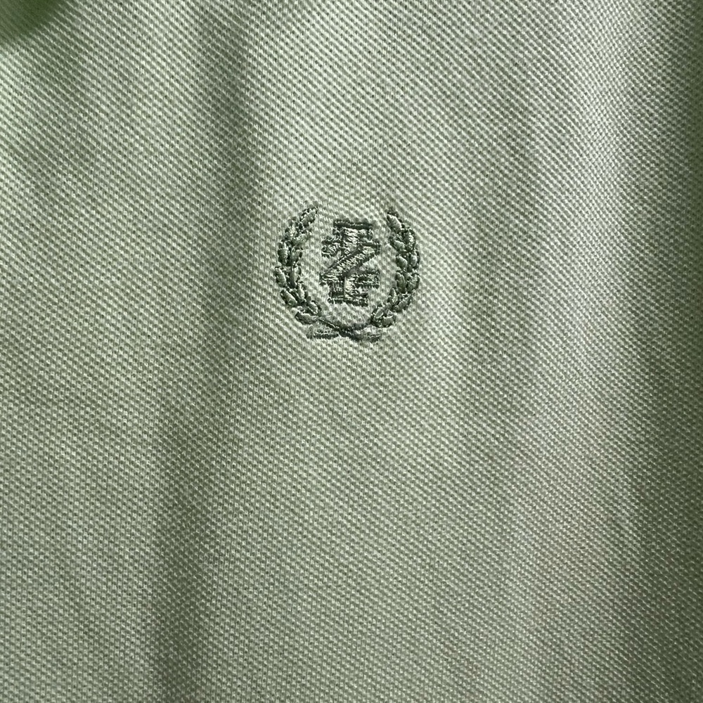 Izod Men’s Polo Size Medium Light Green Short Sleeve - Picture 3 of 4